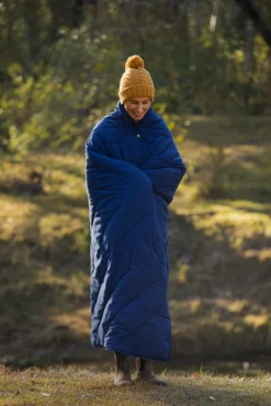 Discount OZtrail Drover’s Roll Blanket