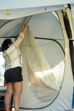 Outlet OZtrail Hightower Mansion 8 Person Tent