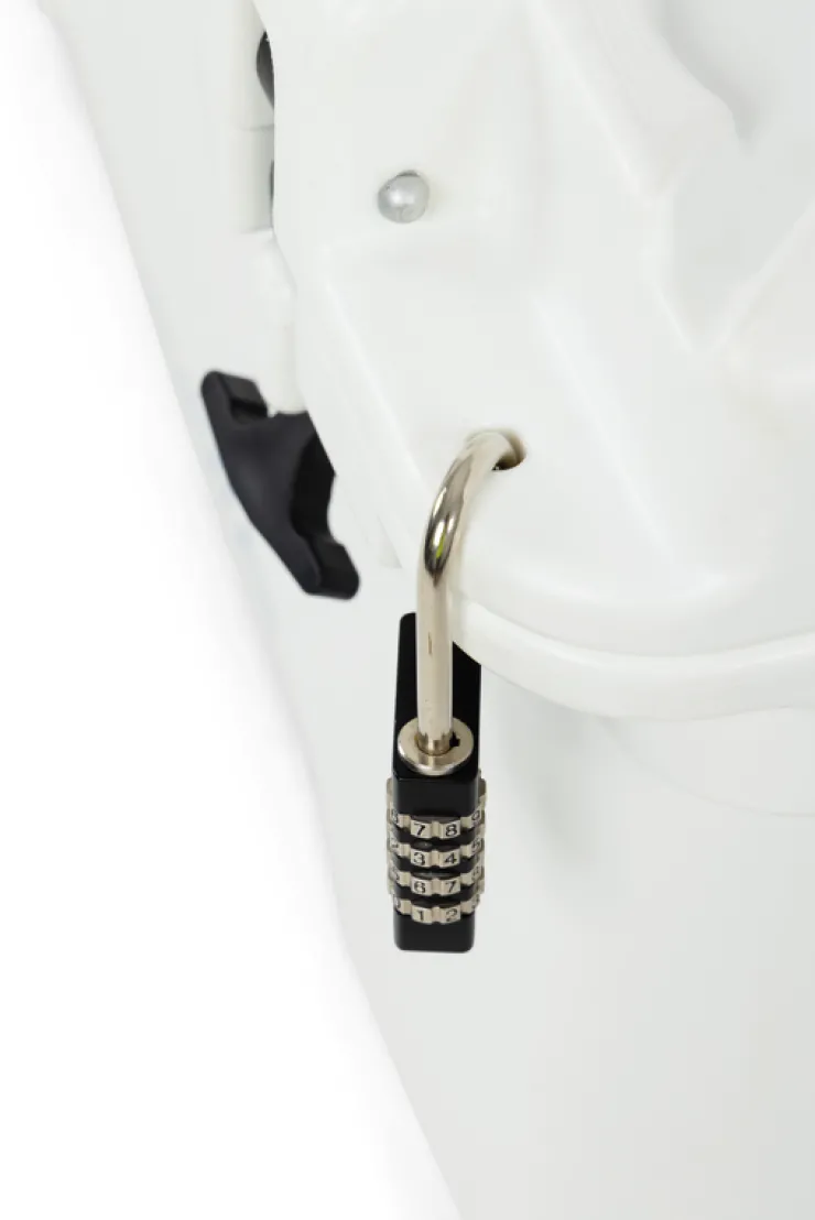 Clearance Companion 15L Ice Box With Bail Handle